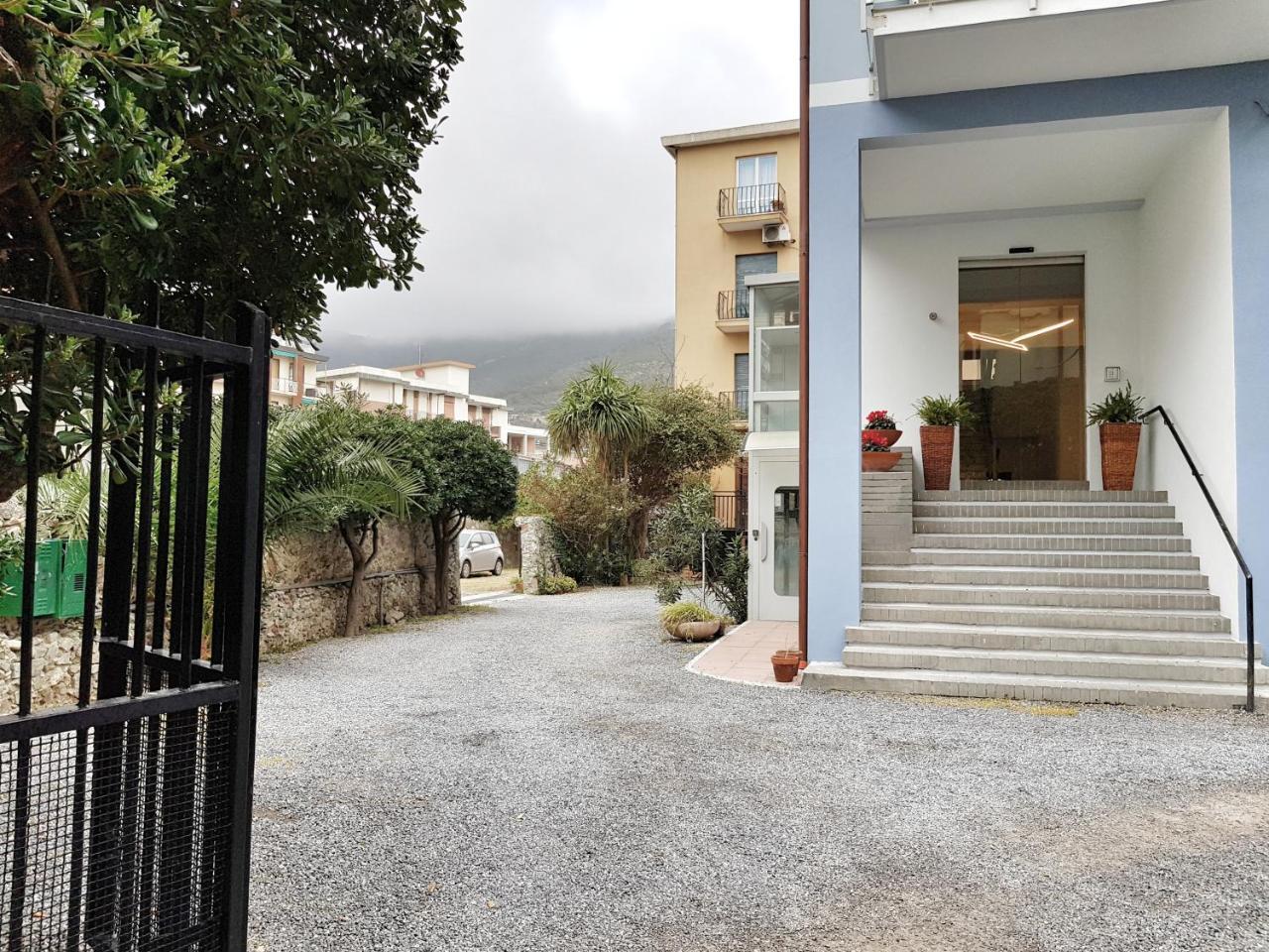 Residence Argentina R.T.A. Spotorno Dış mekan fotoğraf